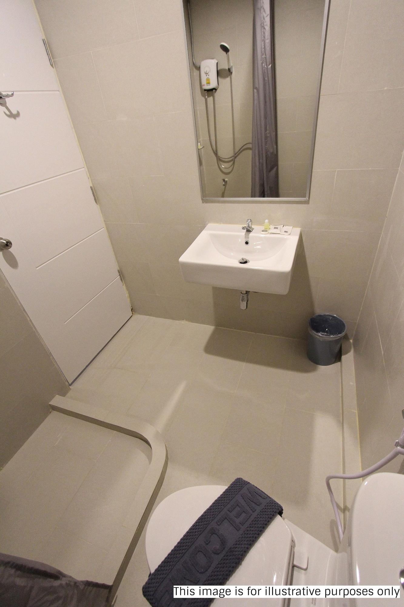 Rajthani Hotel - Sha Certified Surat Thani Esterno foto