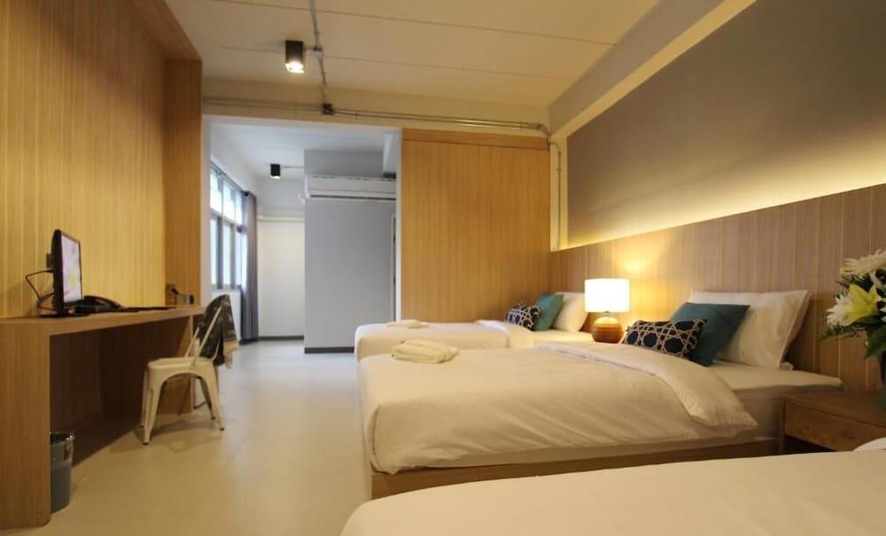 Rajthani Hotel - Sha Certified Surat Thani Esterno foto